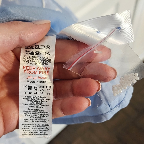 Karen Millen Applique Organdie Buttoned Woven Mini Dress - Picture 8 of 9